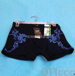 吃瓜黑色内裤男子,揭秘背后真相