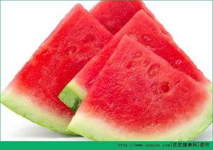 宵夜吃瓜,品味瓜果，畅享悠闲夜晚