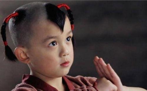 吴磊穿越火线吃瓜,意外成为电竞吃瓜群众