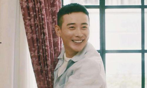 殷明带你吃瓜,一场别开生面的美食之旅