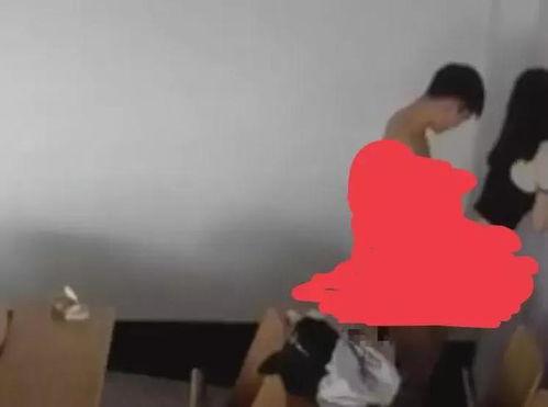 大学生直播吃瓜,大学生吃瓜直播现象解析