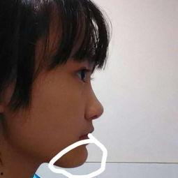 摸着双下巴吃瓜,揭秘娱乐圈幕后故事