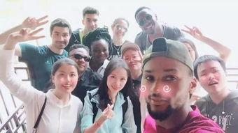 吃瓜群众报道图片,揭秘图片背后的故事